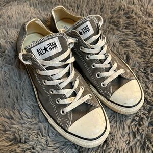Converse Shoes Mens 8/Women’s 10 Chuck Taylor All Star Lace Up Sneakers